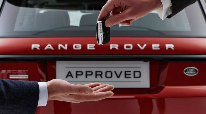 Land Rover Deutschland Above And Beyond Startseite