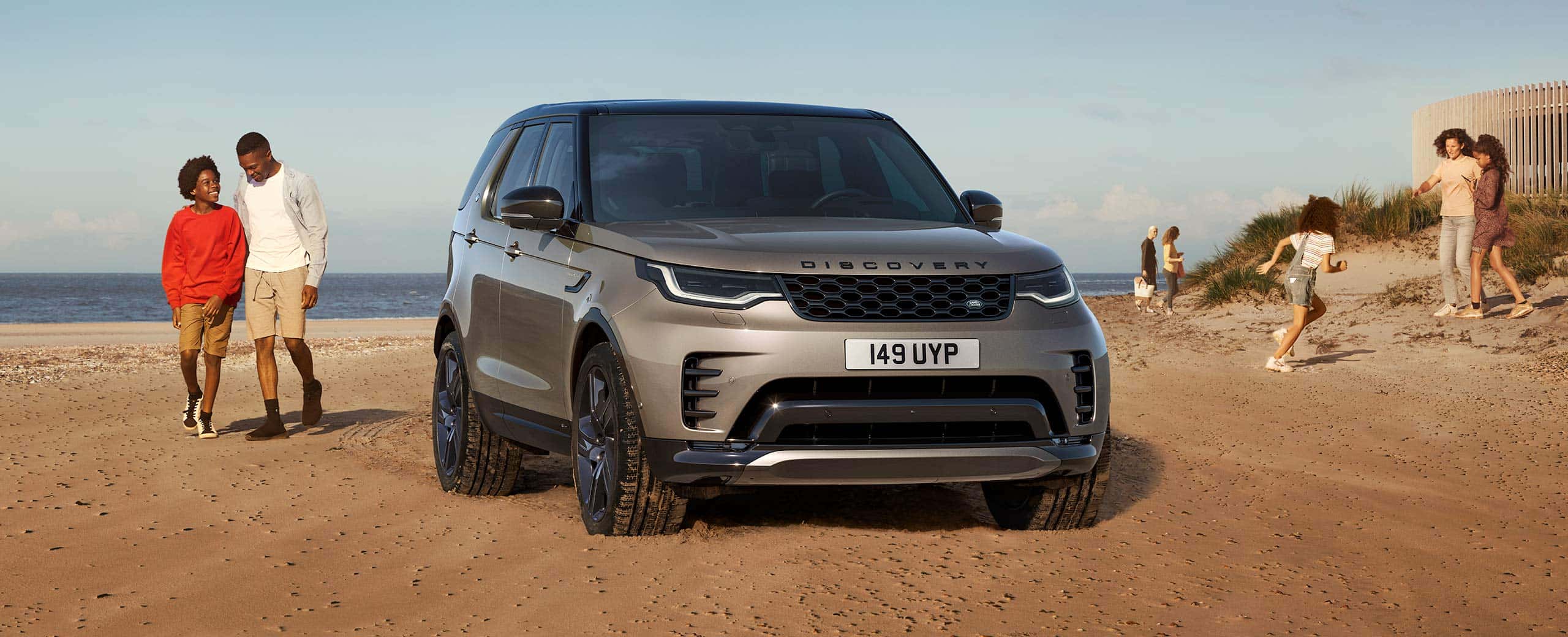 Land Rover Deutschland Above and Beyond Startseite