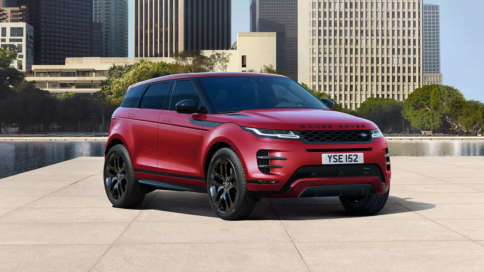 Land Rover Deutschland | Above and Beyond | Startseite