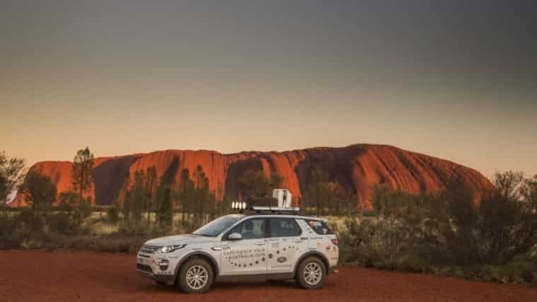 Range Rover driving through Australia 